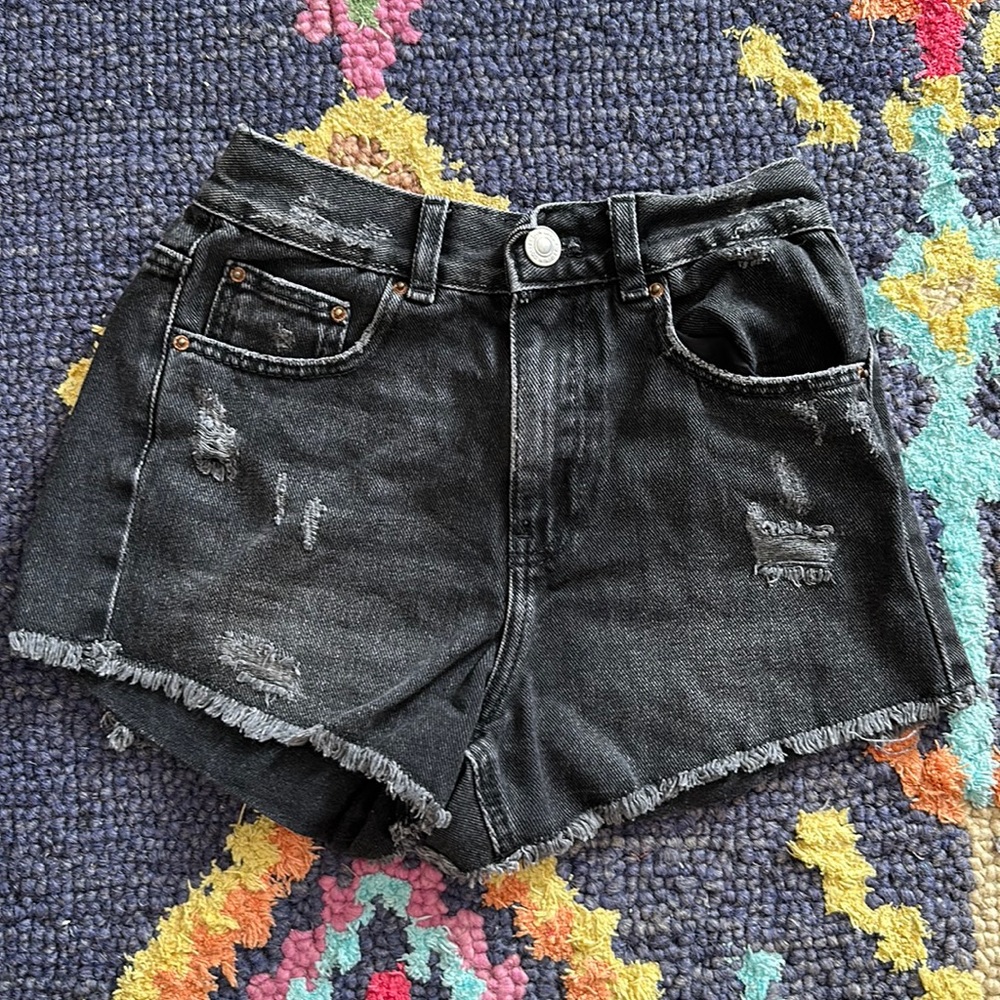 Zara girls black shorts